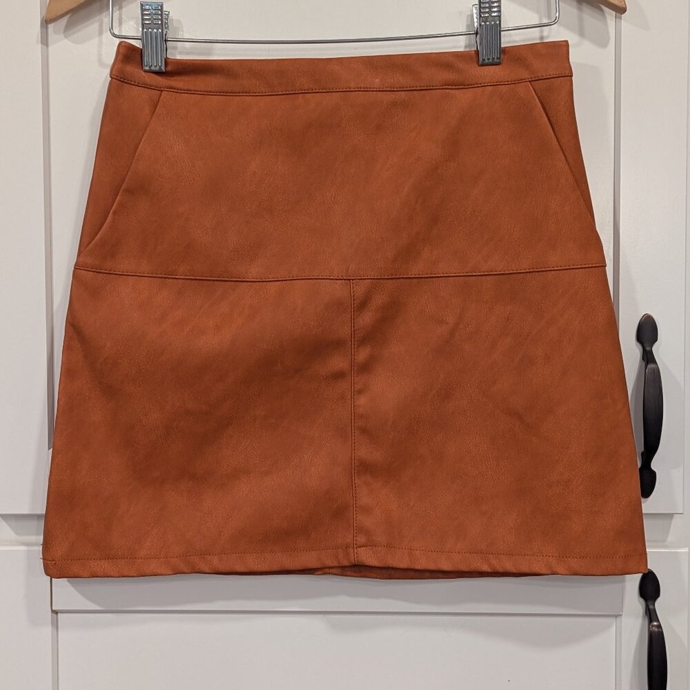 Shinestar Tan Faux Leather Mini Skirt – Size M, Fleece Lined (Juniors)